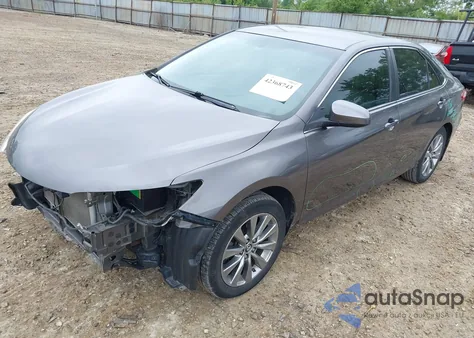 2016 Toyota Camry Xle z USA, uszkodzony, nr VIN 4T4BF1FK5GR540843